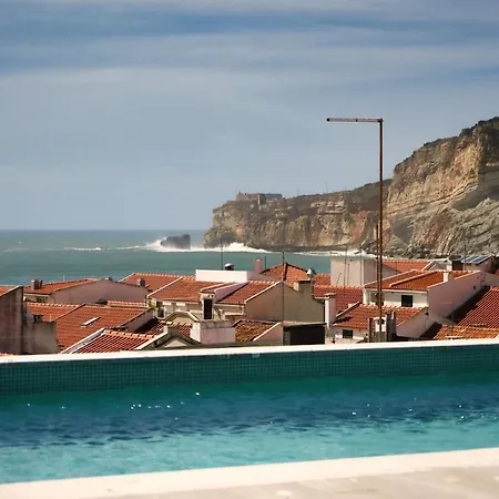 Nina Da Appartamento Nazaré