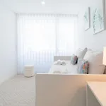 Nina Da *